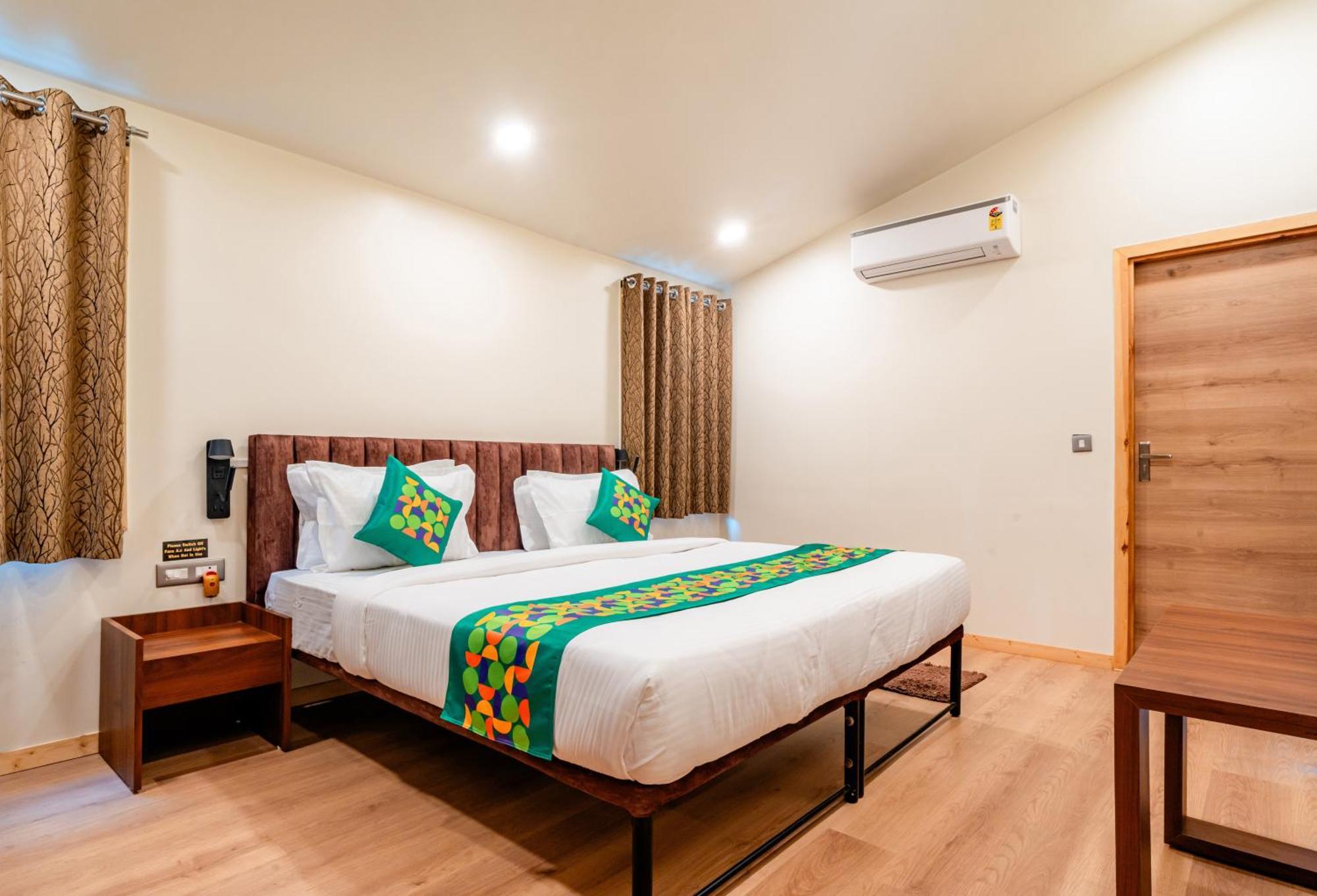 Treebo Premium Mowgli'S Den, Pench Hotel Khawāsa Kültér fotó