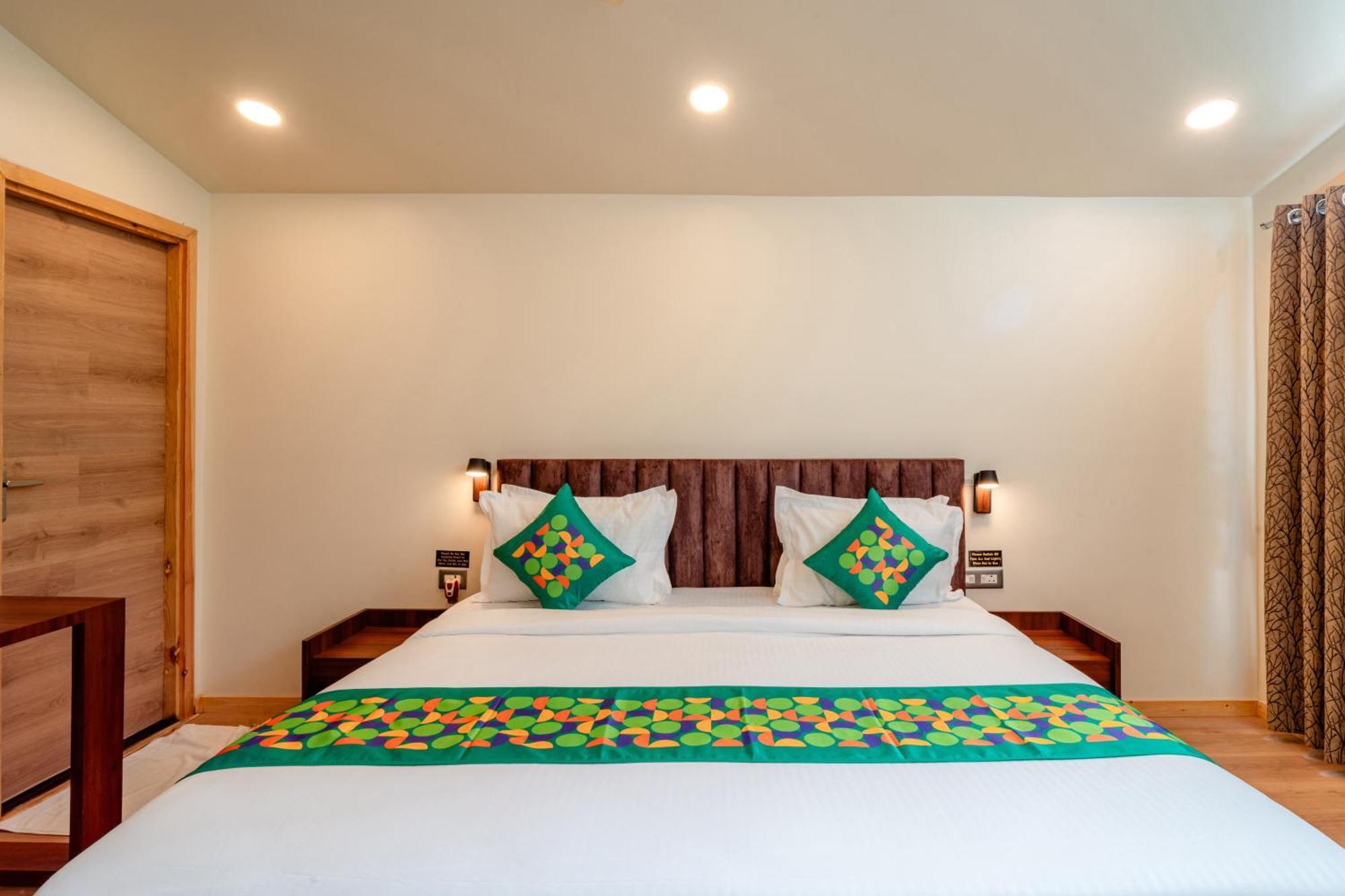 Treebo Premium Mowgli'S Den, Pench Hotel Khawāsa Kültér fotó