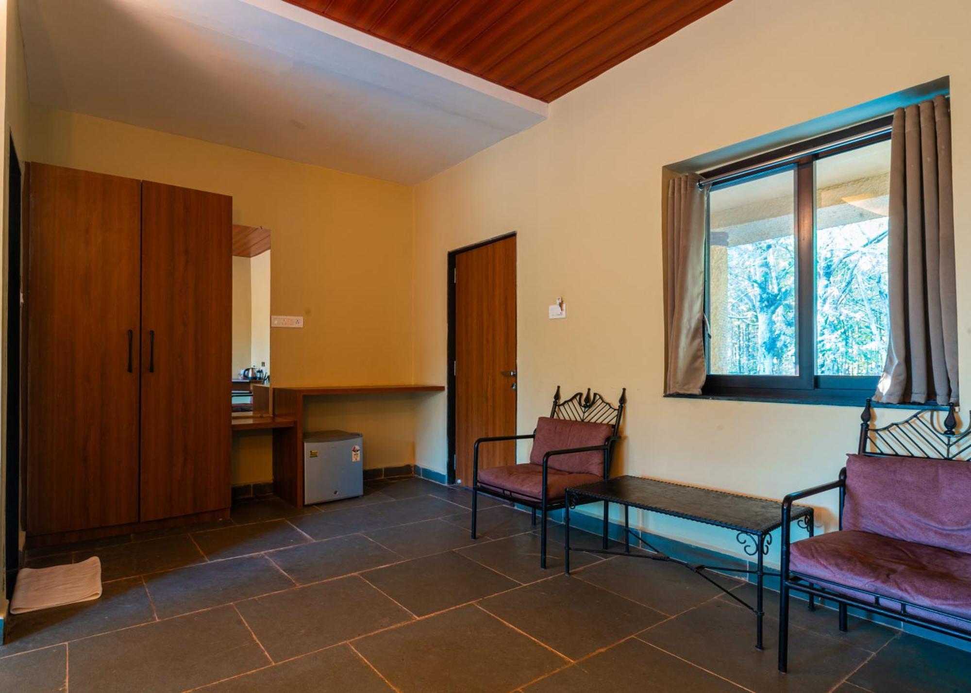 Treebo Premium Mowgli'S Den, Pench Hotel Khawāsa Kültér fotó
