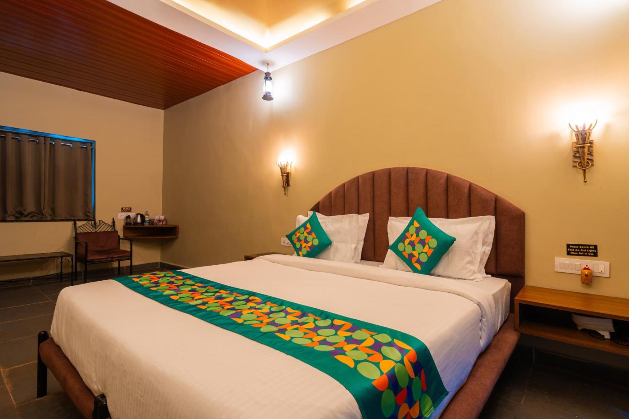 Treebo Premium Mowgli'S Den, Pench Hotel Khawāsa Kültér fotó